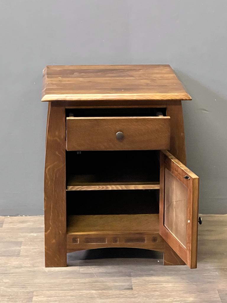 Mission White Oak 1 Drawer 1 Door Inlay End Table - Michael's Cherry
