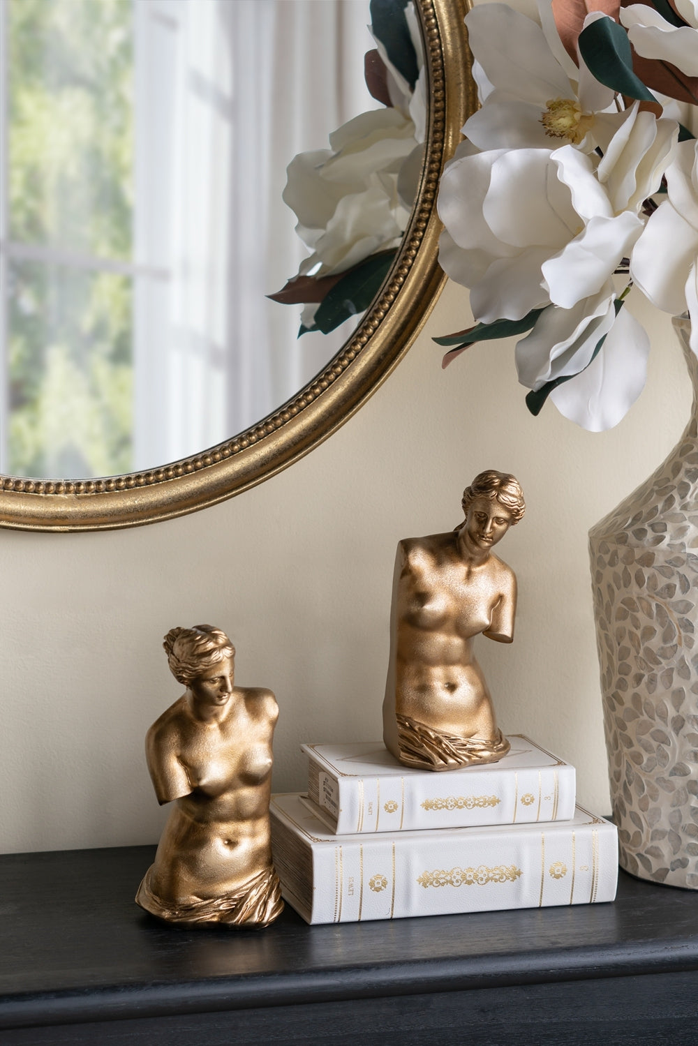 Muse | Venus de Milo Bookends (Set of 2)